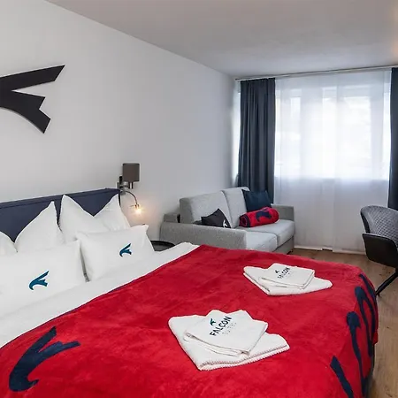 Apartament Falcon Zell Am *
