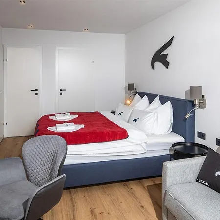 Falcon Zell Am - Summercard Included Apartment *