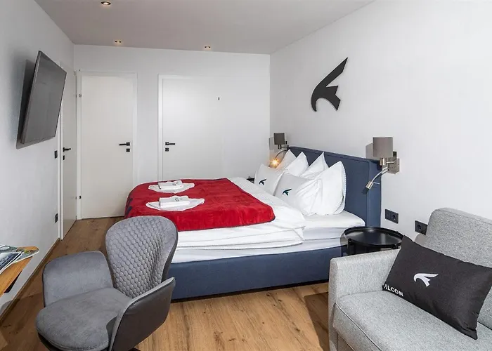 Falcon Zell Am Apartament *