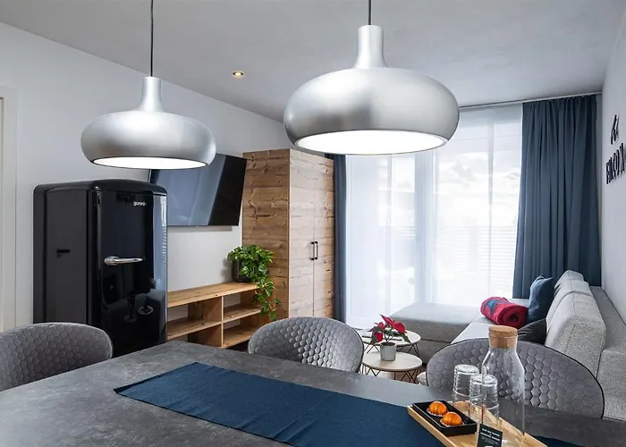 Apartament Falcon Zell Am *